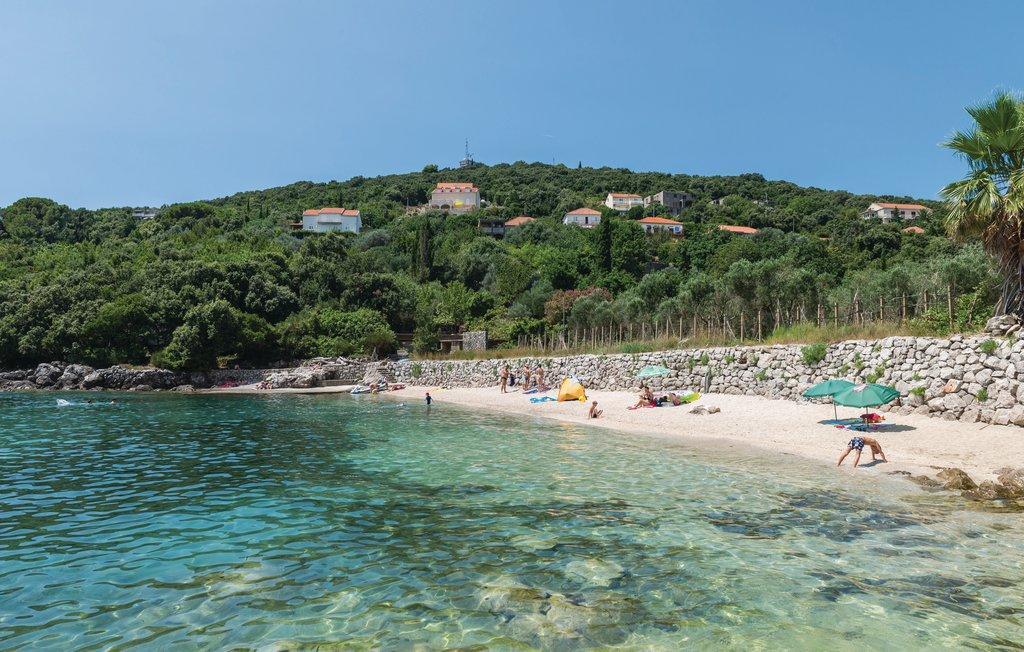 Apartment Mistral - Cosy Apartment With Sea View Molunat Luaran gambar